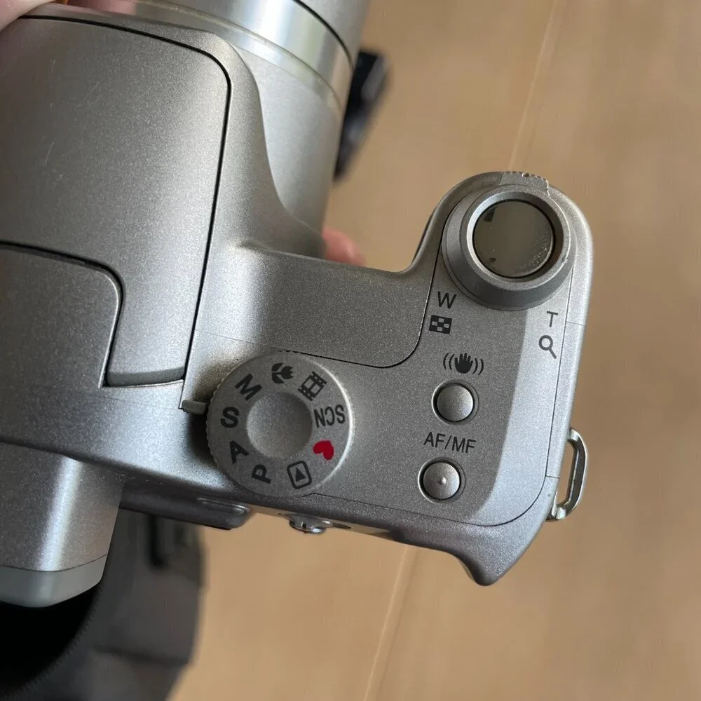 Panasonic Lumix DMC-FZ7S 6MP Digital Camera ,12x Optical Image Stabilized‎ Zoom